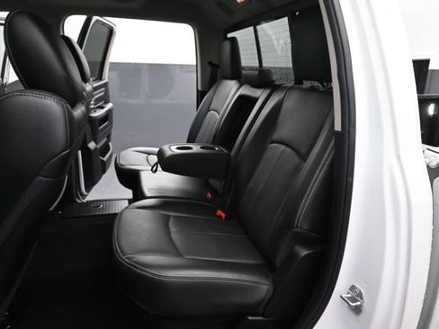 Used 2018 RAM 2500 Laramie w/ Sport Appearance Group AWD/4WD image 10