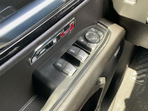 Used 2023 GMC Sierra 1500 AT4 w/ AT4 Premium Package AWD/4WD image 14