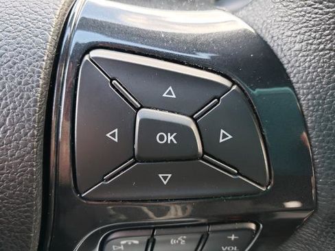 Used 2019 Ford Explorer XLT w/ Equipment Group 202A image 27