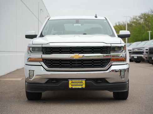Used 2018 Chevrolet Silverado 1500 LT w/ All Star Edition AWD/4WD image 8