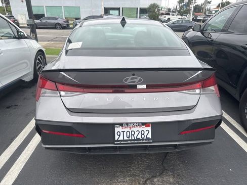 Used 2025 Hyundai Elantra Sport w/ Cargo Package image 3