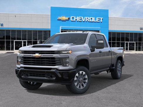 New 2026 Chevrolet Silverado 2500 Custom w/ Custom Value Package AWD/4WD image 6