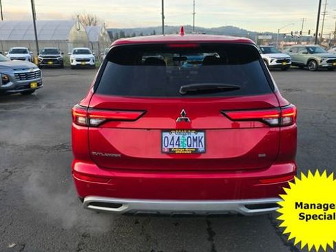 Used 2022 Mitsubishi Outlander SE image 5