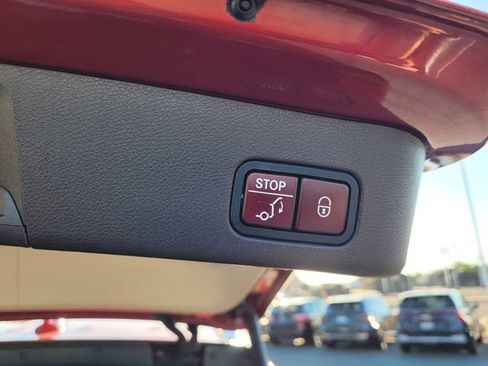 Used 2016 Mercedes-Benz GLE 350 4MATIC w/ Parking Assist Package image 9
