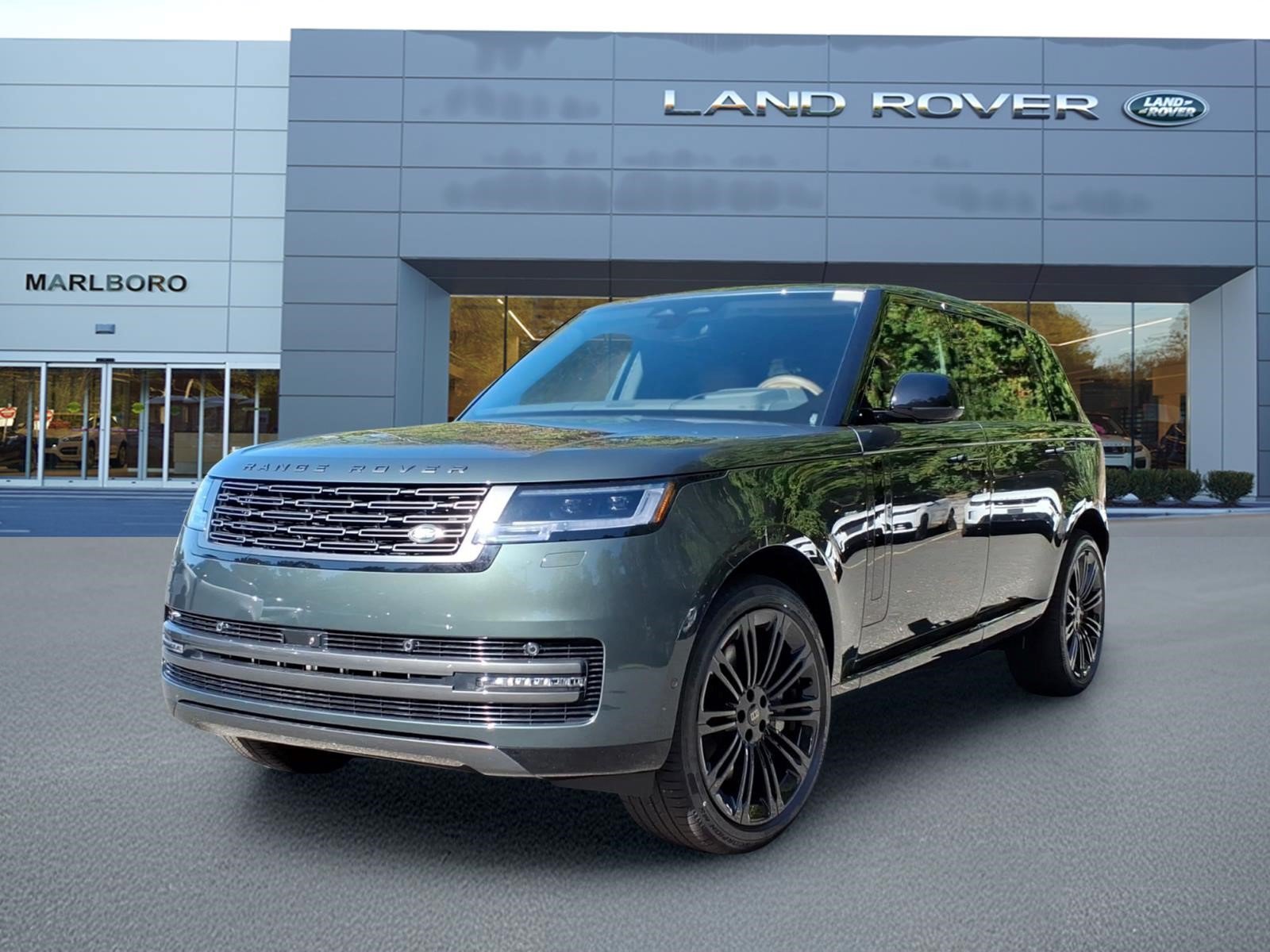 New 2027 Land Rover Range Rover Long Wheelbase SE AWD/4WD image 1