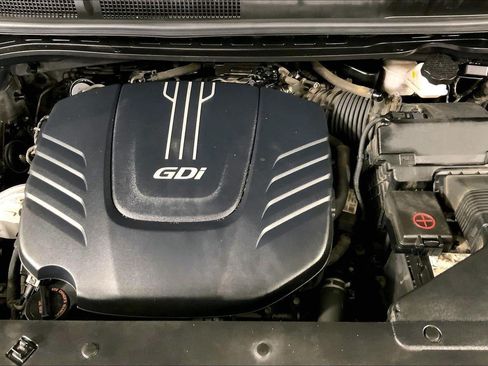 Used 2018 Kia Sedona SX FWD image 10