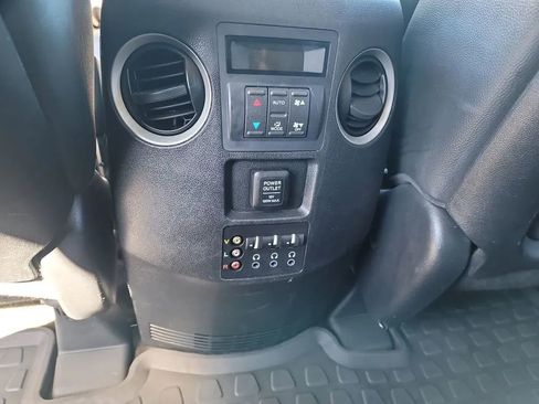 Used 2015 Honda Pilot Touring image 28