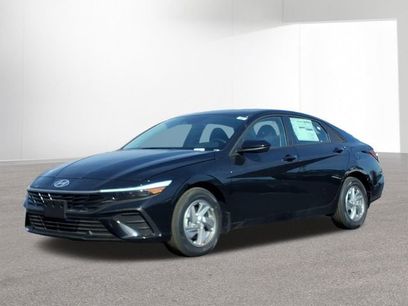 New 2026 Hyundai Elantra SE