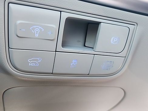 Certified 2025 Hyundai Tucson Limited image 14