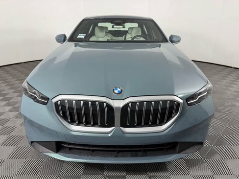 Certified 2025 BMW 530i xDrive image 9