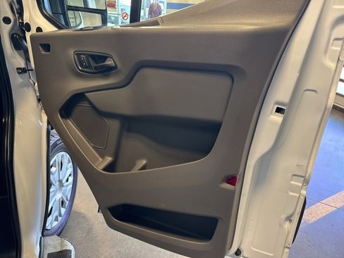 Used 2024 Ford Transit 250 Low Roof w/ Exterior Upgrade Package image 28