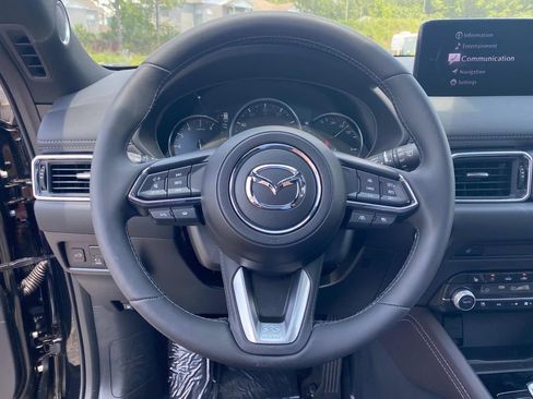 New 2025 MAZDA CX-5 Signature image 15
