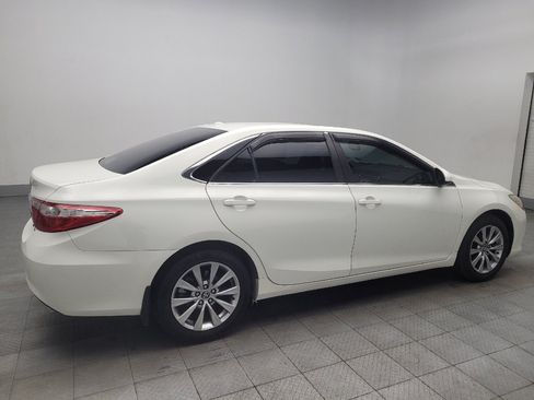 Used 2016 Toyota Camry XLE w/ Moonroof Package FWD image 10