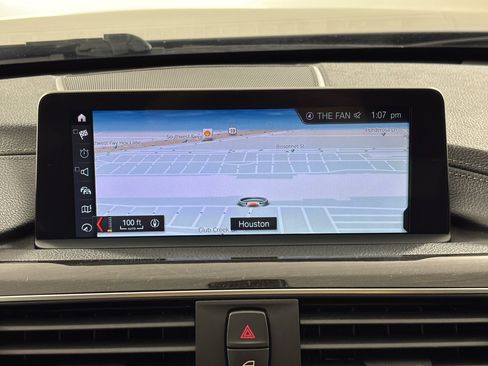 Used 2018 BMW 330i Sedan w/ Convenience Package RWD image 23