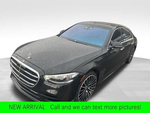 Used 2022 Mercedes-Benz S 580 4MATIC Sedan image 1
