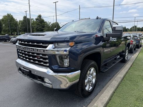 Used 2020 Chevrolet Silverado 2500 LTZ AWD/4WD image 4
