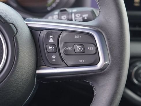 Used 2025 Jeep Wrangler Unlimited Sahara w/ Safety Group AWD/4WD image 21