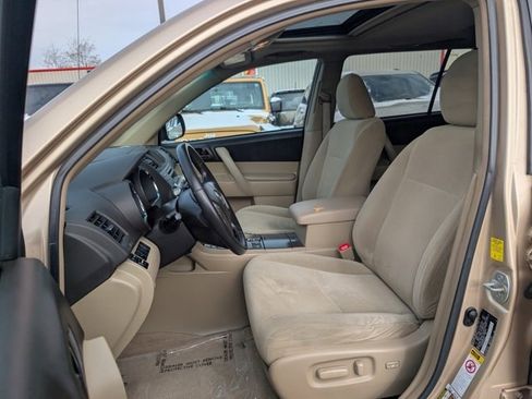 Used 2010 Toyota Highlander 4WD image 7