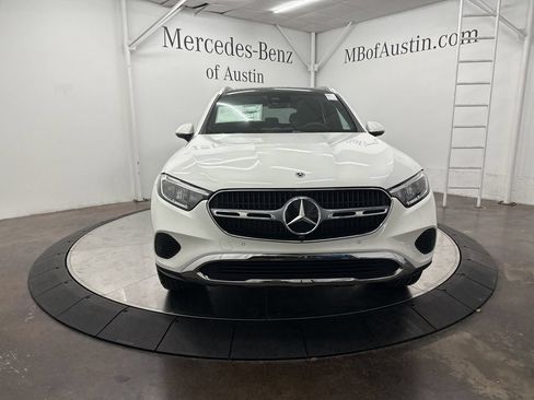 Used 2026 Mercedes-Benz GLC 300 4MATIC image 2