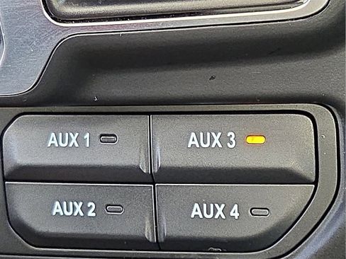 Used 2020 Jeep Wrangler Sport image 23