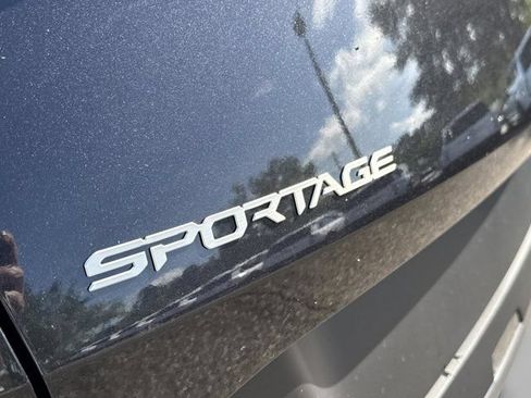 New 2026 Kia Sportage LX FWD image 31