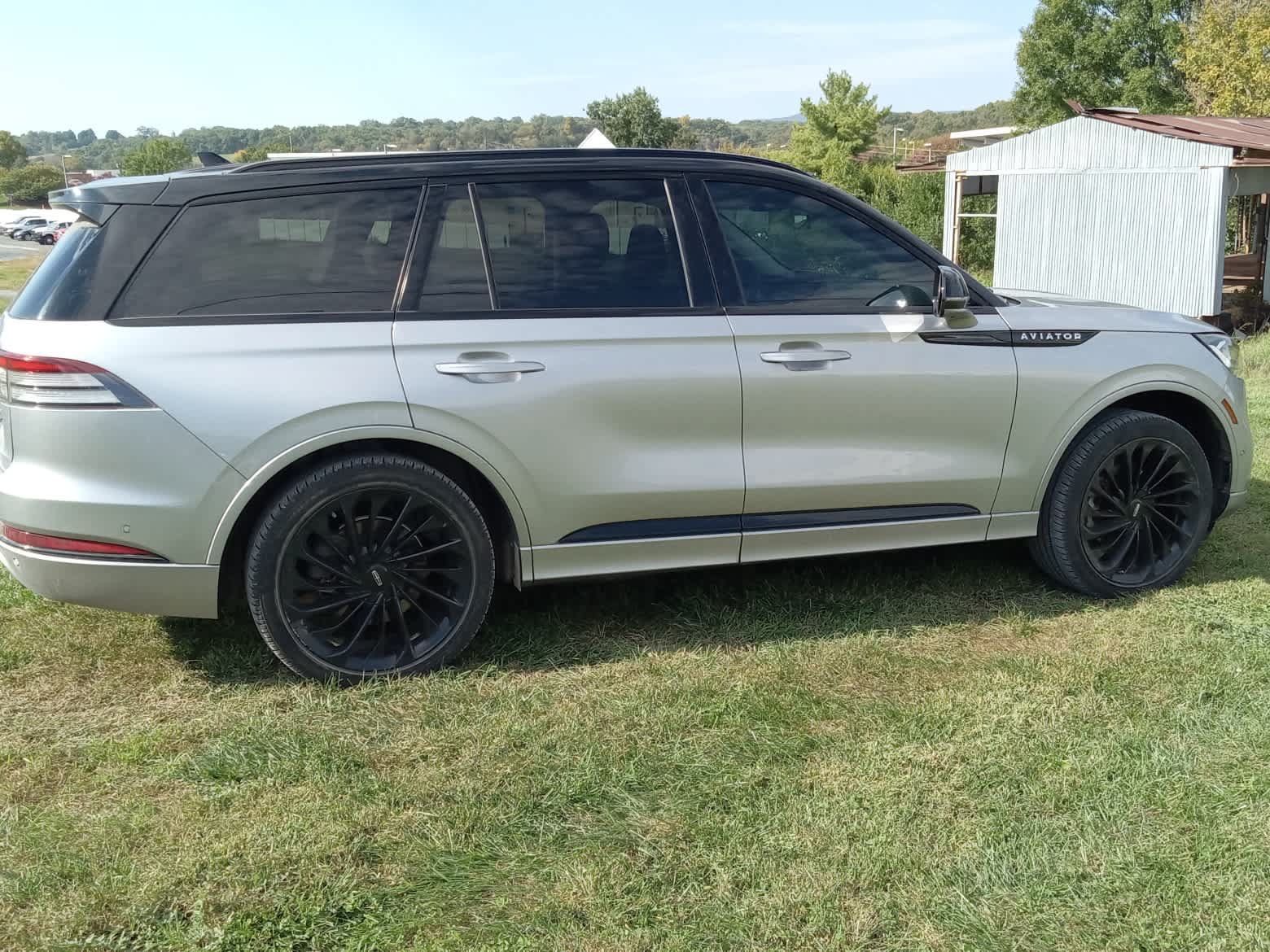 Used 2023 Lincoln Aviator Reserve w/ Jet Package AWD/4WD image 8