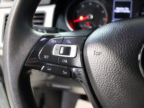 Used 2018 Volkswagen Atlas Launch Edition image 28