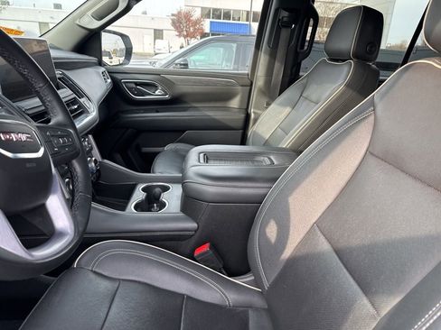 Used 2023 GMC Yukon SLT image 9