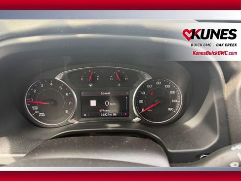 Used 2023 GMC Acadia SLT w/ Preferred Package AWD/4WD image 17