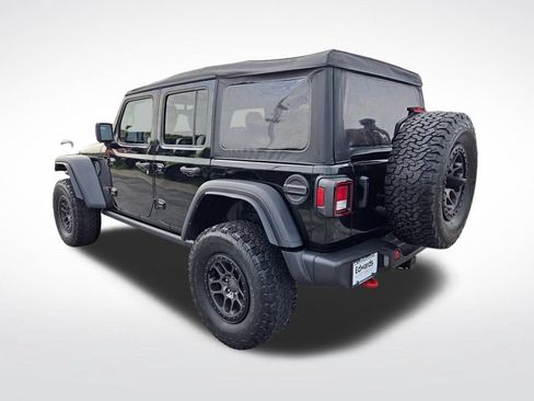 Used 2022 Jeep Wrangler Unlimited Rubicon w/ Xtreme Recon 35" Tire Package AWD/4WD image 8
