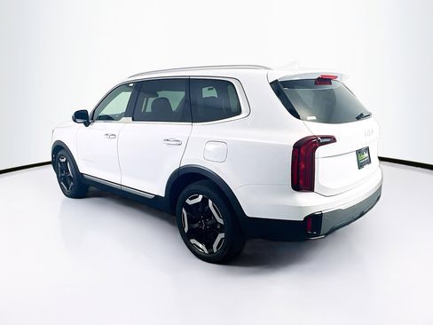 Used 2025 Kia Telluride S image 5