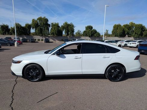 Certified 2025 Honda Accord SE image 8