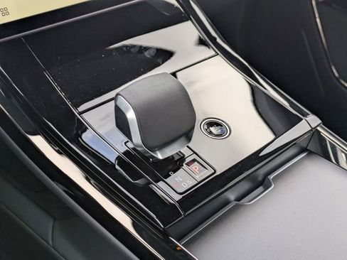 New 2026 Land Rover Range Rover Sport SE image 9