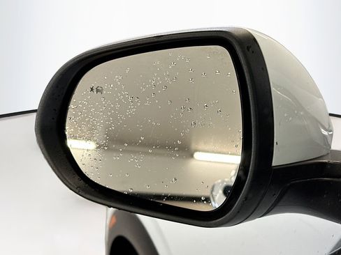 Used 2024 Buick Encore GX Sport Touring image 16