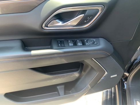 Used 2022 GMC Yukon AT4 AWD/4WD image 12