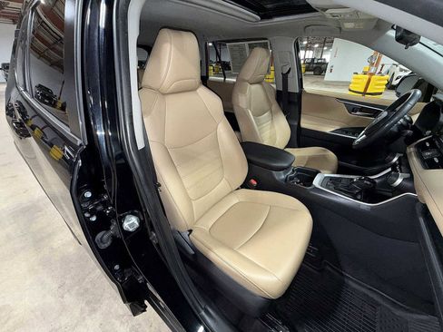 Used 2019 Toyota RAV4 XLE Premium w/ Cold Weather Package image 16