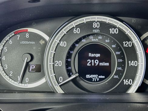 Certified 2017 Honda Accord EX-L image 12