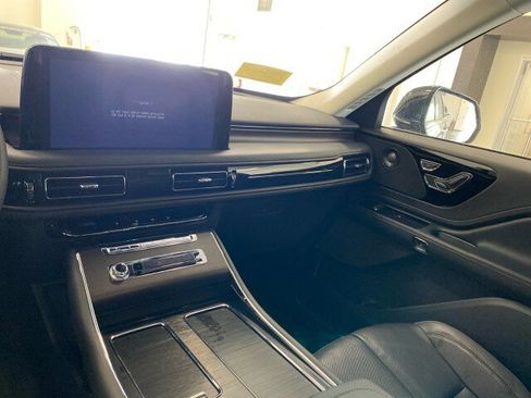 New 2025 Lincoln Aviator Reserve w/ Illumination Package image 35