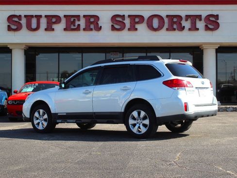 Used 2012 Subaru Outback 2.5i Limited AWD/4WD image 5
