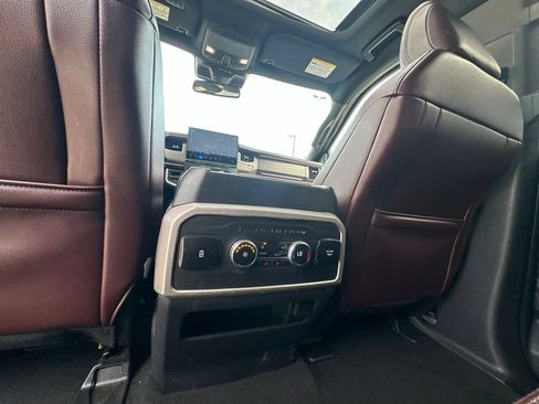 Used 2024 Ford Expedition Max Limited RWD image 32
