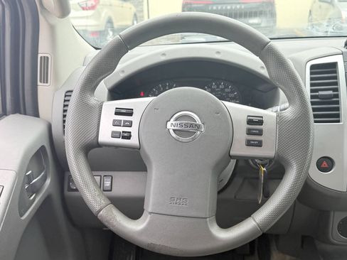 Used 2016 Nissan Frontier SV RWD image 21