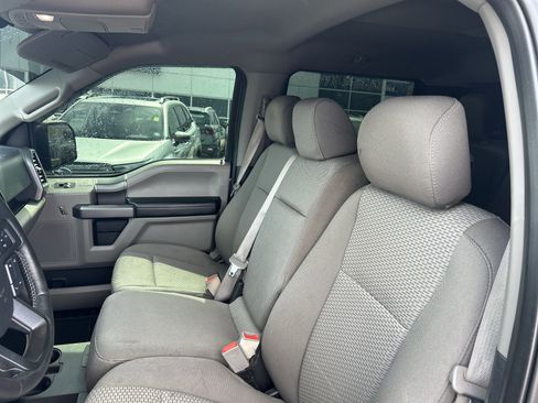 Used 2019 Ford F150 XLT w/ Equipment Group 302A Luxury image 31