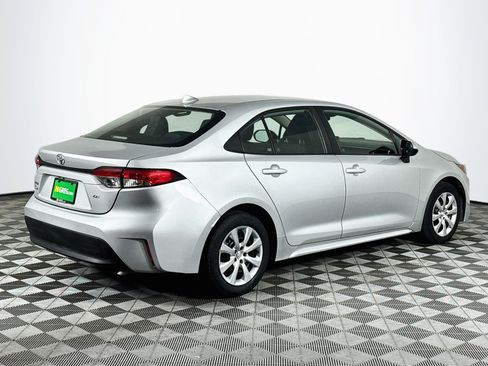 Used 2024 Toyota Corolla LE FWD image 8