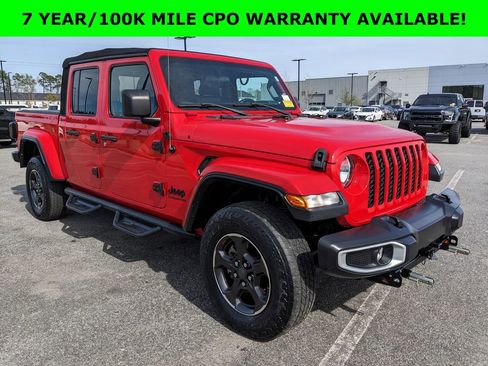 Used 2022 Jeep Gladiator Sport image 8