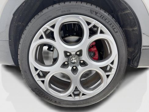 New 2024 Alfa Romeo Tonale Veloce image 47