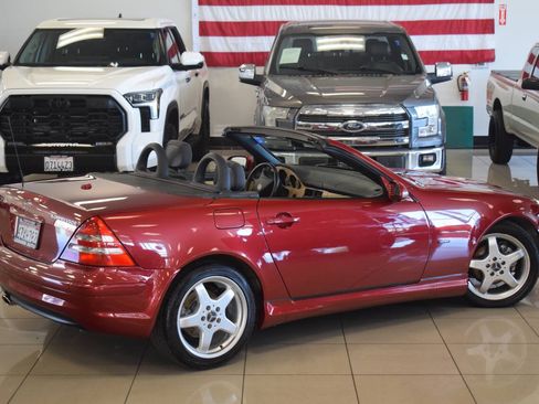 Used 2004 Mercedes-Benz SLK 230 image 41