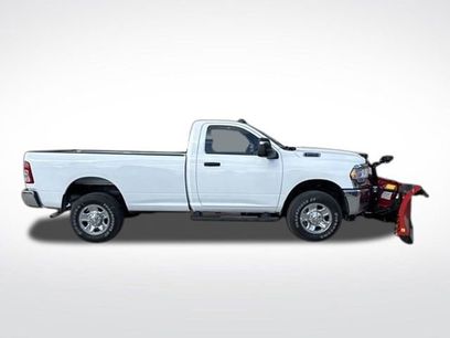 New 2024 RAM 2500 Tradesman w/ Chrome Appearance Group