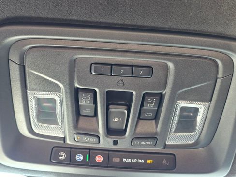 Used 2025 GMC Sierra 3500 Denali Ultimate image 34