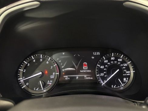 Used 2021 Toyota Highlander XLE image 16