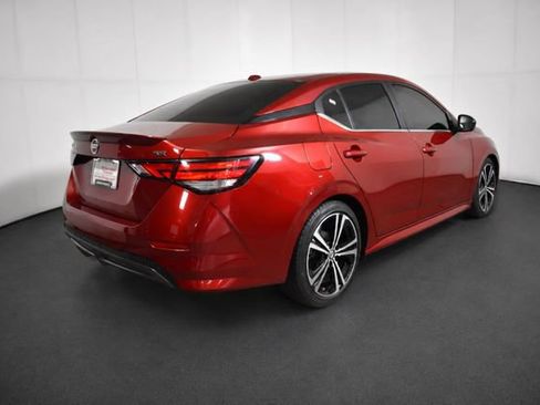 Used 2023 Nissan Sentra SR w/ SR Premium Package FWD image 4